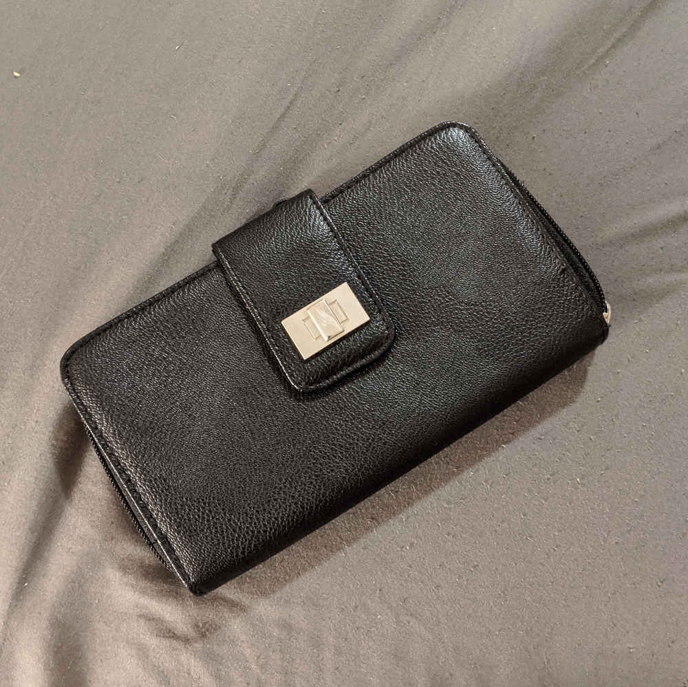 Large Wallet